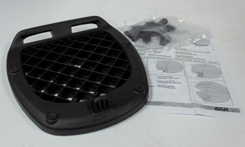 GIVI Кофр Monolock E28BAS 28л. в Москве